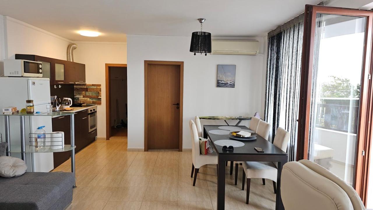 Complex Top Apartment Sveti Vlas Extérieur photo